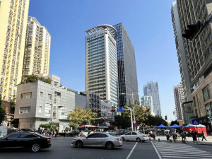 罗湖区 中航凯特公寓单栋7A4_深圳罗湖区地王法拍房图片