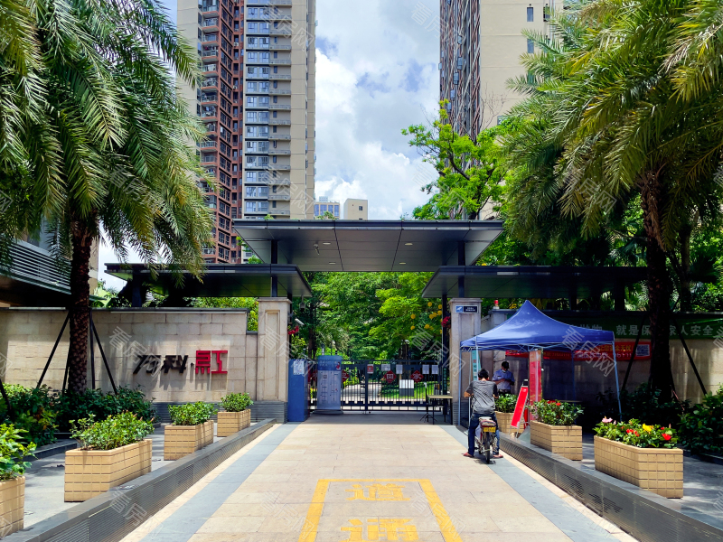 深圳万科红三期小区信息图片2