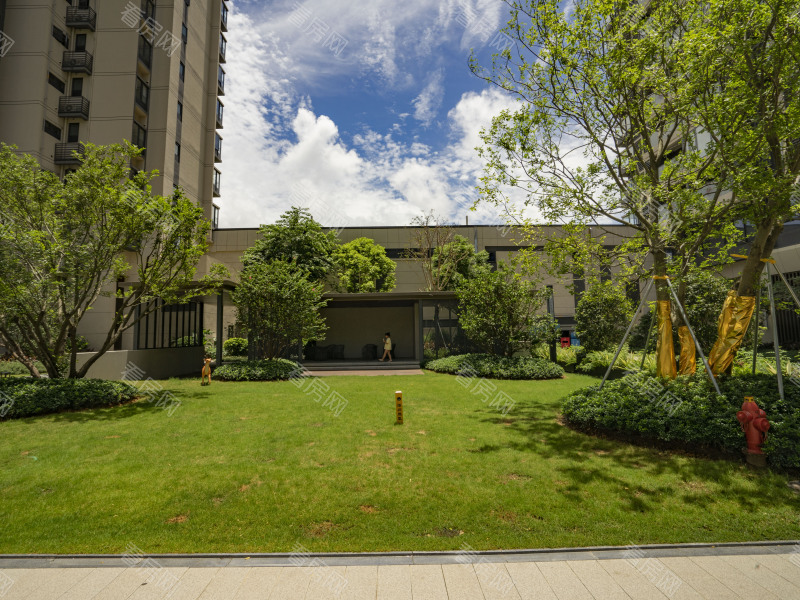 深圳万樾府小区信息图片7