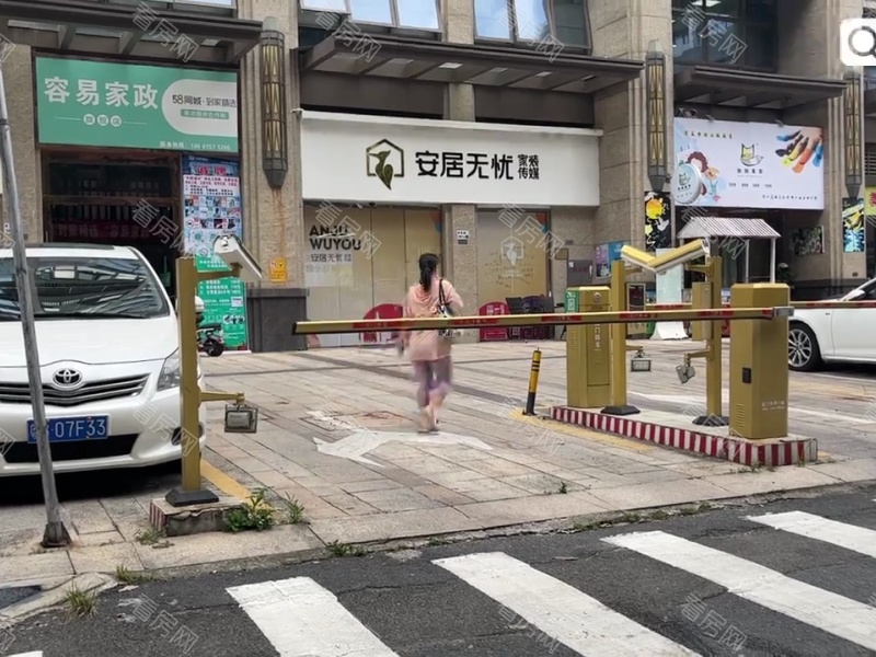 深圳德润荣君府小区信息图片23