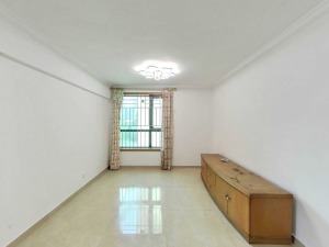 新港鸿花园 罗湖81平两房，总价310万精装修深圳罗湖区百仕达二手房图片