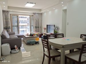 冠臣御品 3室2厅 107.4㎡ 满五年惠州惠阳区新行政区二手房图片