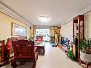 天悦龙庭二期 楼下D-铁口，精装4房2厅，壹方城旁边深圳宝安区宝安中心二手房图片