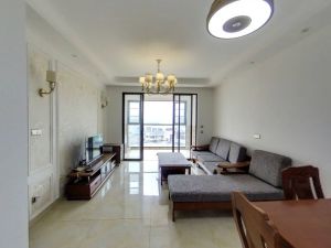 世纪嘉园 3室2厅 98㎡ 随时看房_赣州章贡区章江新区租房图片