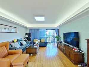 香山里花园二期 150平3房2厅，南北通精装户型实用深圳南山区华侨城二手房图片