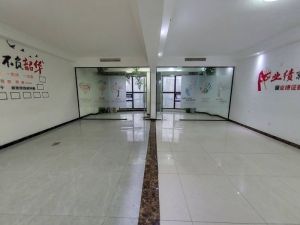 顺天大华天都 1室1厅 152㎡ 精装郴州北湖区骆仙二手房图片